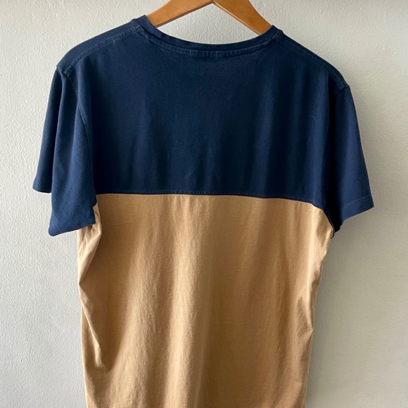 Share Massimo Dutti Designer Men’s Streetwear T-shirt Size Large Blue And Tan - Picture 2 of 8